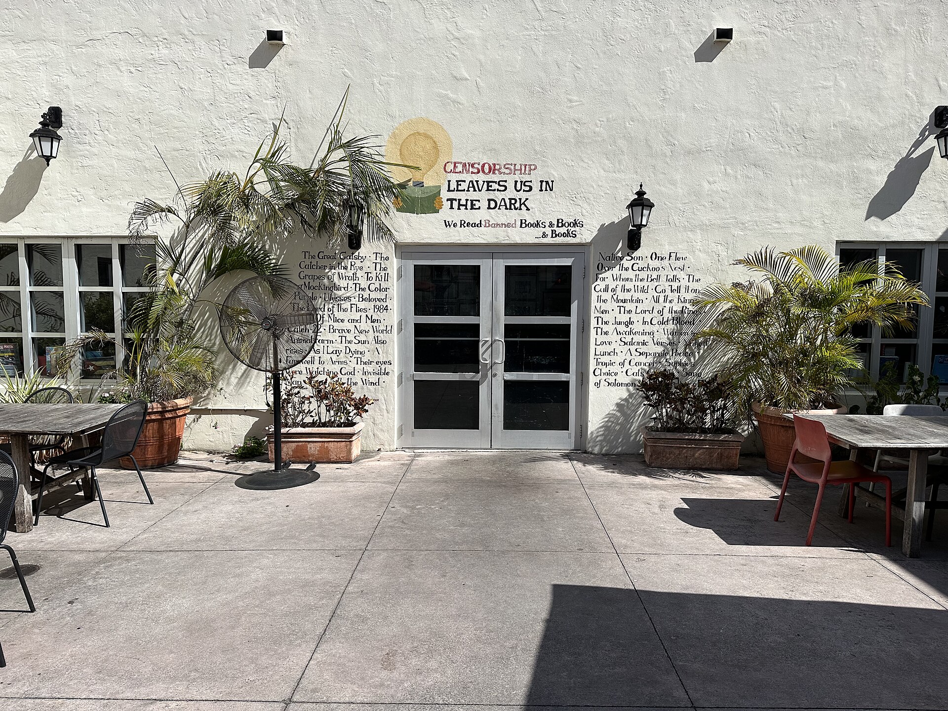 The courtyard entrance at Books & Books in Coral Gables.